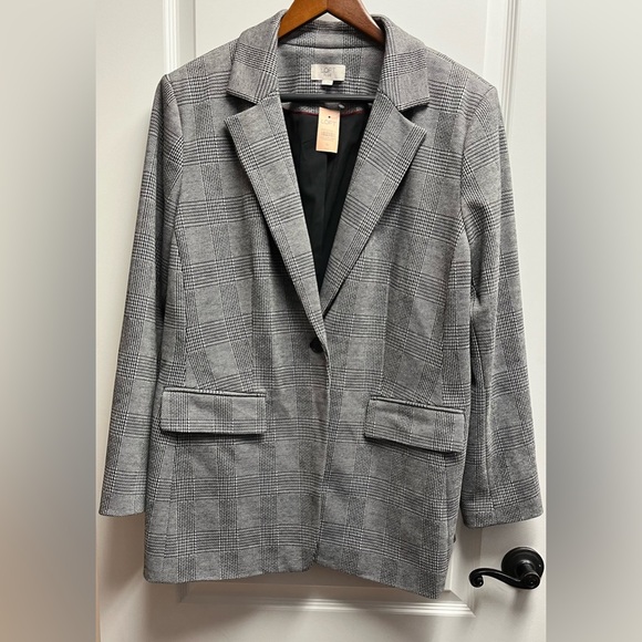 LOFT Jackets & Blazers - Loft Plus NWT Size 16 Black and White Plaid Blazer